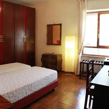 - Marrakech Bed & Breakfast Roma